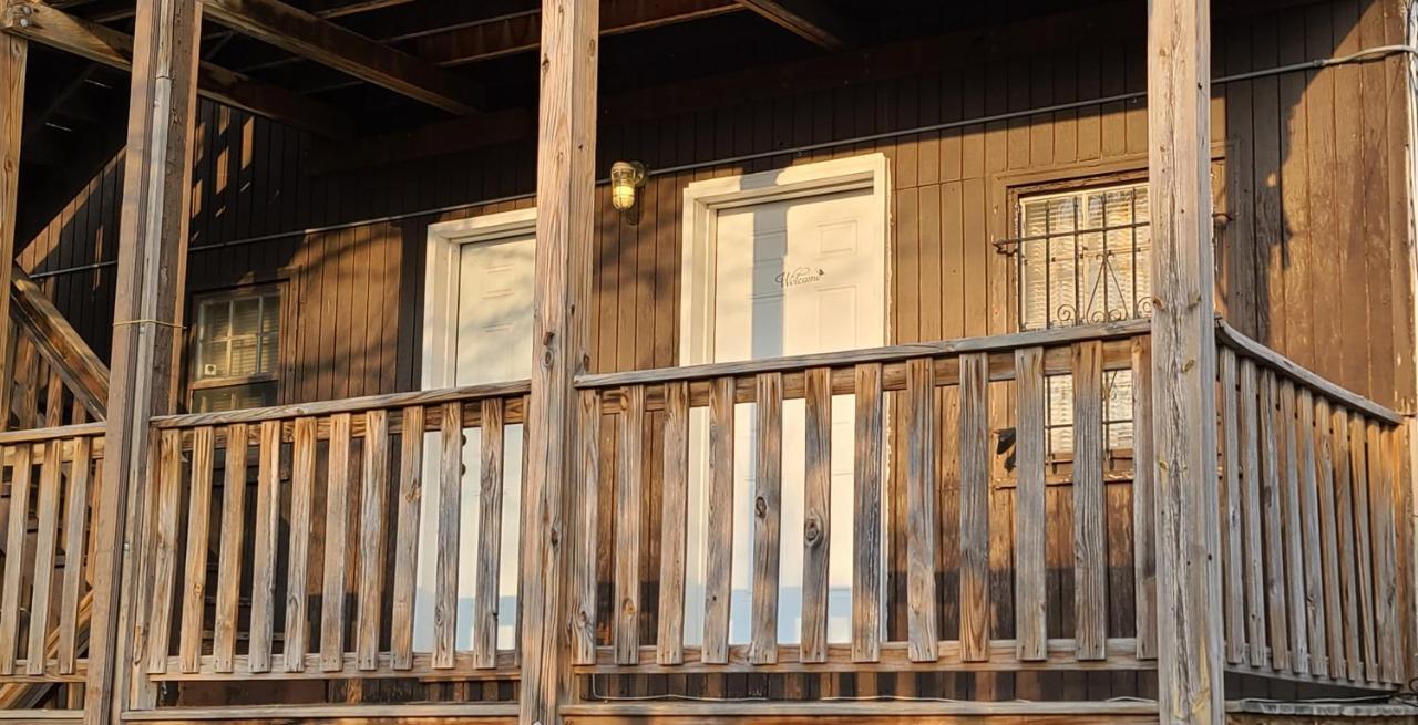 Cozy 1 Bedroom, 1 Min From Irving Park Blue Line, Free Parking Chicago Extérieur photo